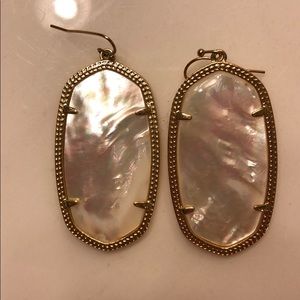 Kendra Scott Danielle earrings